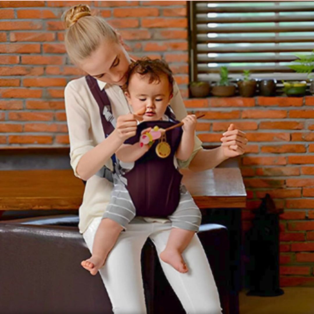 Porte bebe - Face avant - Mamsatisfaite